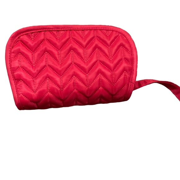 Lug pink quilted travel wallet with wrist strap - Picture 3 of 8